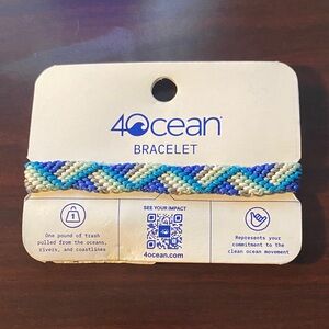 4Ocean Bracelet. Funds Global Ocean Cleanup Project. NWT